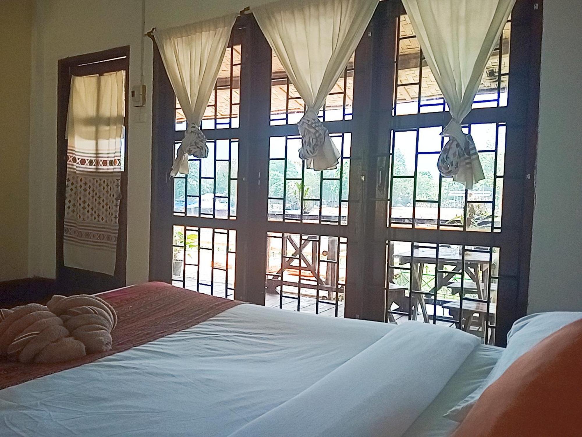 Vangvieng Ruby'Homestay Vang Vieng Bagian luar foto