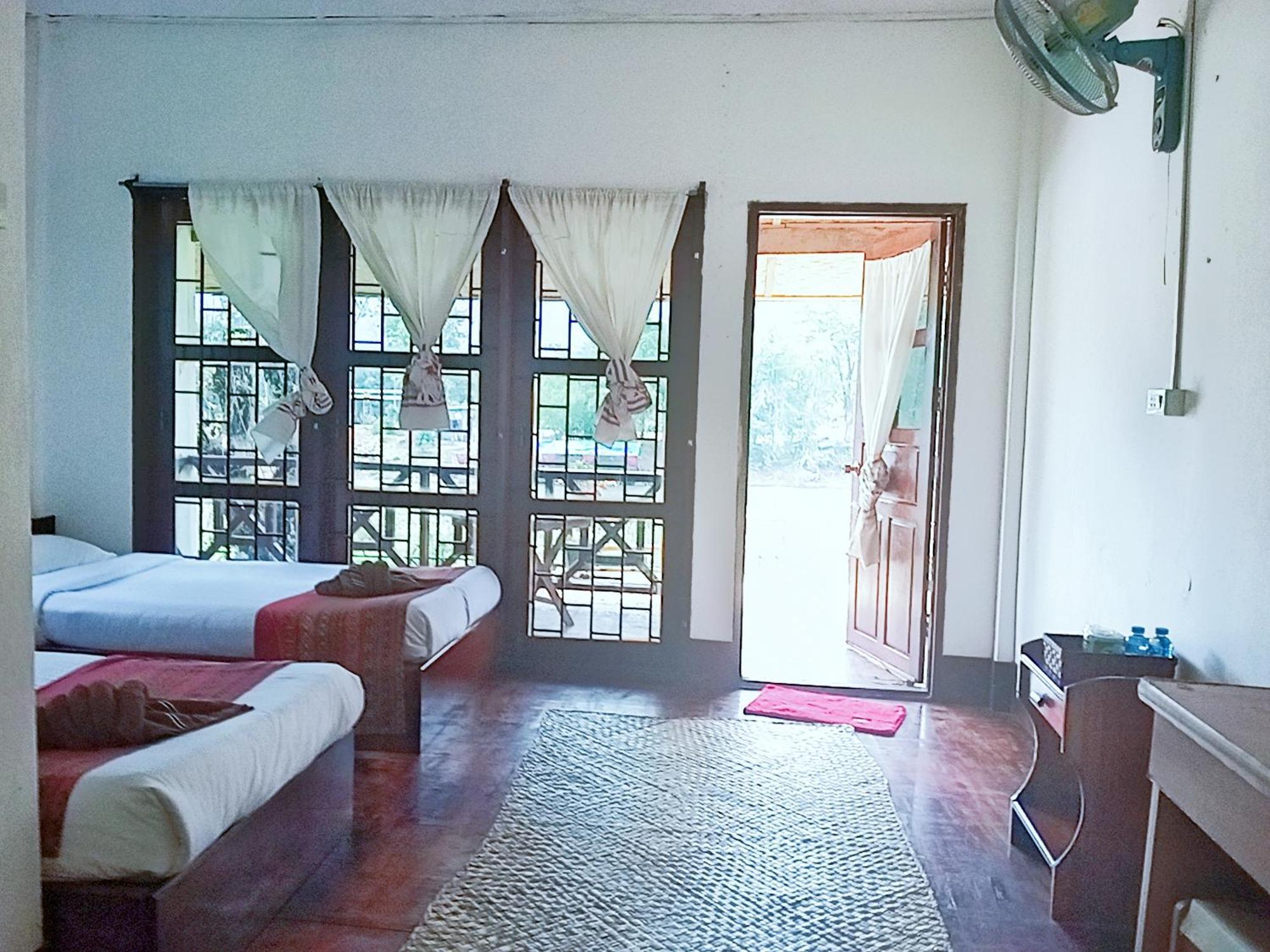 Vangvieng Ruby'Homestay Vang Vieng Bagian luar foto