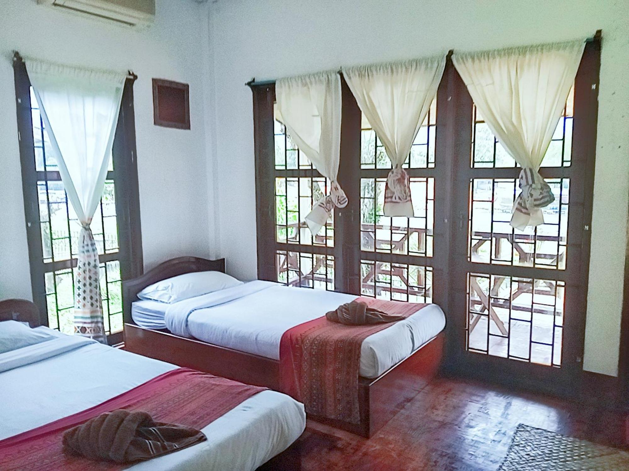 Vangvieng Ruby'Homestay Vang Vieng Bagian luar foto